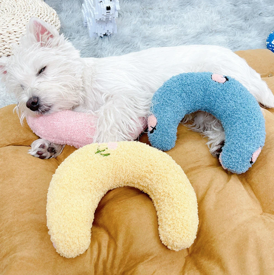 CuddliCrescent™ Soothing Pillow